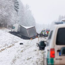 Tragiška masinė avarija Kauno rajone: kokia snaudulio prie vairo kaina?