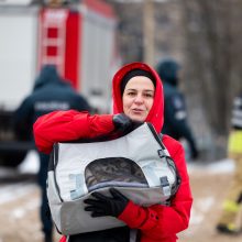 Policija pradėjo ikiteisminį tyrimą dėl gaisro Viršuliškių daugiabutyje