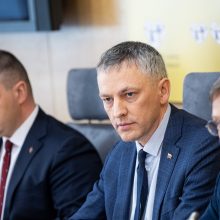 Prezidento pažeidžiamumą Seimo komisija grindžia įrodymais, bet apkaltos neplanuoja