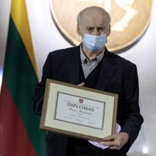 Dvylikai kūrėjų įteiktos Vyriausybės kultūros ir meno premijos