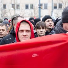 Po K. Navicko pasisakymo žemdirbiai ėmė skanduoti: „Gėda! Gėda!“