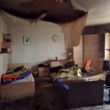 Namų neteko daugiavaikė šeima: gaisrą pastebėjo keturmetis, po nelaimės sukrėtė ir kita žinia