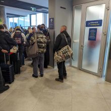 Akibrokštas: Vilniaus oro uoste – keleivis su „Wagner“ atributika 