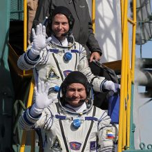 Rusijos erdvėlaivis su astronautais avariniu būdu nusileido Kazachstane