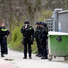 Nyderlanduose per šaudymą tramvajuje žuvo trys žmonės, policija suėmė įtariamąjį