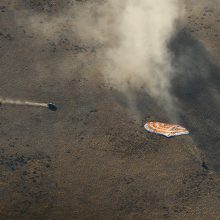 JAE, JAV ir Rusijos astronautai iš TKS sėkmingai grįžo į Žemę