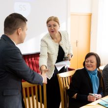 VRK vadovė sako neatmetanti galimybės trauktis