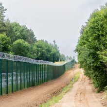 Pasienyje su Baltarusija apgręžta 18 neteisėtų migrantų