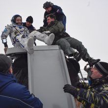 Iš TKS sėkmingai grįžo rusų kosmonautas ir du JAV astronautai