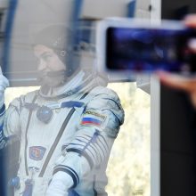 Rusijos erdvėlaivis su astronautais avariniu būdu nusileido Kazachstane