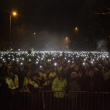 Vengrijoje protestuojančius parlamentarus išmetė iš valstybės transliuotojo būstinės