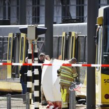 Nyderlanduose per šaudymą tramvajuje žuvo trys žmonės, policija suėmė įtariamąjį