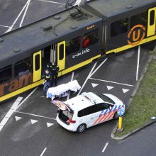 Nyderlanduose per šaudymą tramvajuje žuvo trys žmonės, policija suėmė įtariamąjį