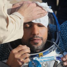 JAE, JAV ir Rusijos astronautai iš TKS sėkmingai grįžo į Žemę