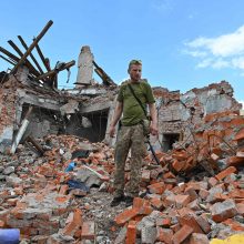 Karas: Rusijai tęsiant puolimą Donbase, Ukraina evakuoja žmones