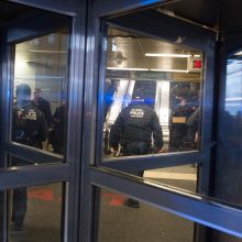 Niujorko policija sukilo ant kojų dėl sprogimo autobusų stotyje, yra sužeistųjų