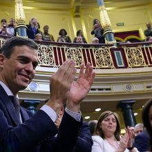 Ispanijoje prisaikdinta nauja vyriausybė, kurioje dirbs rekordiškai daug moterų