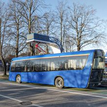Į Šviesų festivalį lankytojus kviečia atvykti traukiniais ir elektriniais autobusais