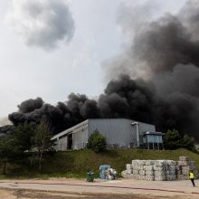 Paskelbė, ar „Ecoservice“ gaisro gesinimo metu į aplinką pateko toksiškos nuotekos 