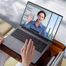 Išmanusis kompiuteris visų poreikiams: „Huawei MateBook D16“ apžvalga