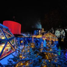 Kaunas plūsta į Rotušės aikštę: Kalėdų eglės įžiebimą lydės žinomų atlikėjų koncertas