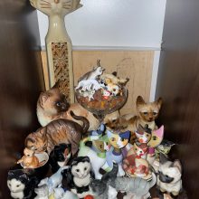 Geros nuotaikos kolekcija – 2 tūkst. katinų skulptūrėlių