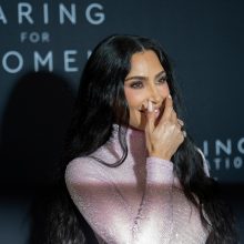 Tokios K. Kardashian dar nematėte: įžvelgė panašumų į dabartinę K. Westo žmoną 