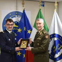 V. Rupšys su Italijos kolega sutarė tęsti diskusijas dėl įsitraukimo į rotacinę oro gynybą