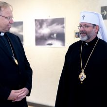 Premjerė su Lietuvos katalikų ir Ukrainos unitų dvasininkais aptarė paramą ukrainiečiams