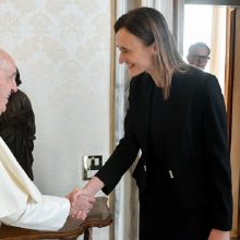Seimo pirmininkė po vizito Vatikane: popiežiaus pozicija dėl Rusijos – kitokia, nei buvo anksčiau
