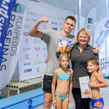 D. Rapšys kviečia į šeimų plaukimo turnyrą