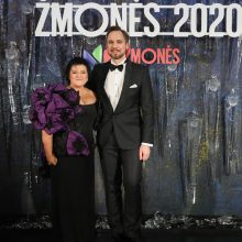 Apdovanojimai „Žmonės 2020“ subūrė ryškiausias garsenybes