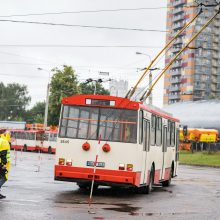 Sostinės viešojo transporto vairuotojai varžėsi meistriškumo varžybose