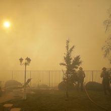 Ugniagesiams pavyko suvaldyti gaisrus pietų Kalifornijoje