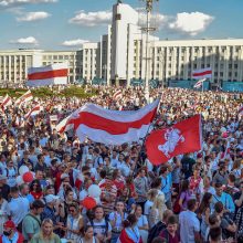 S. Cichanouskajos štabas ragina Baltarusijoje pradėti visuotinį streiką