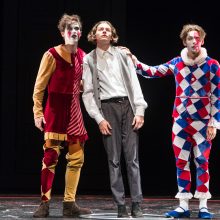 Teatras – melo tvirtovė ar tiesos užuovėja?