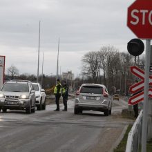 Prie geležinkelio – reidas klaipėdiečiams: bebaimiai trumpino kelią