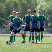 17-mečių futbolo rinktinė įveikė baltarusius