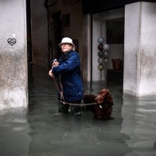 Venecijai ruošiantis potvyniui, uždaryta Šv. Morkaus aikštė