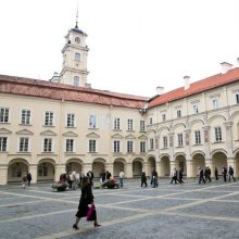 Daugiausia pirmakursių priėmė Vilniaus universitetas, jo studijų programos – populiariausios