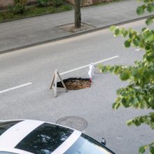 Smegduobė miesto centre ir toliau baugina vairuotojus