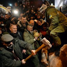 Ukrainos sostinės centre į mitingą susirinko apie 200 tūkstančių žmonių