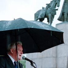 R. Karbauskis pritaria A. M. Brazausko paminklui Kaune, bet ne Istorinėje Prezidentūroje