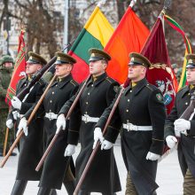 Vilniuje kariniu paradu paminėtos 101-osios kariuomenės metinės