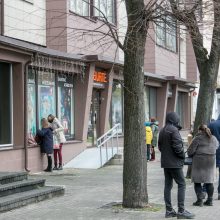 Kauniečiai Heloviną ruošiasi švęsti trankiai: prie karnavalinių kostiumų – neregėtos eilės