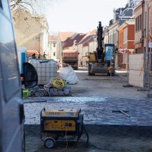 Senamiestyje įrenginėjama pavyzdinė grindinio atkarpa