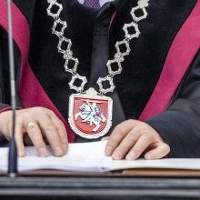 Teismas dėl senaties nutraukė terorizmo nusikaltimais kaltinto Airijos piliečio bylą