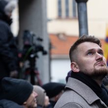V. Landsbergis: žmonija velnėja, moka žmogėdroms pinigus, kad karas tęstųsi 