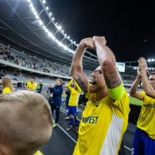 LFF taurės trofėjų iškėlė „TransInvest“