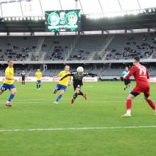 LFF taurės trofėjų iškėlė „TransInvest“